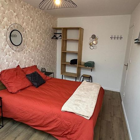 Petite Maison En Pierre Au Pied De La Voie Verte Ploërmel エクステリア 写真