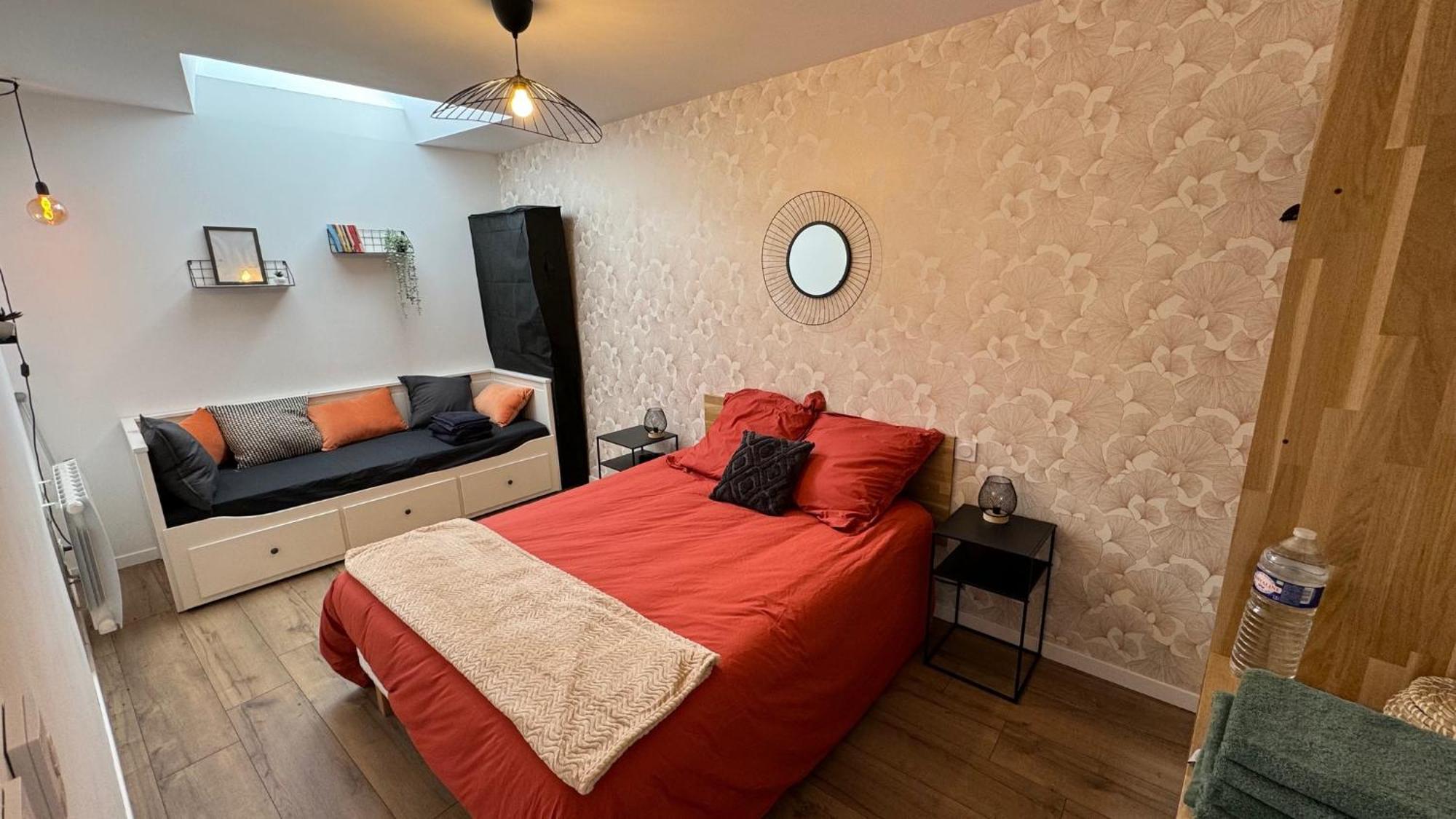 Petite Maison En Pierre Au Pied De La Voie Verte Ploërmel エクステリア 写真